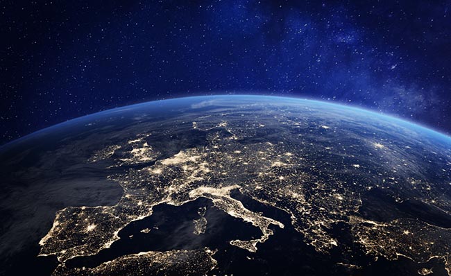 Fotografía de Europa por la noche desde el espacio