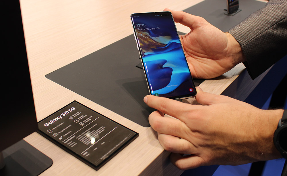 Fotograf&iacute;a del Galaxy S10 en su versi&oacute;n 5G