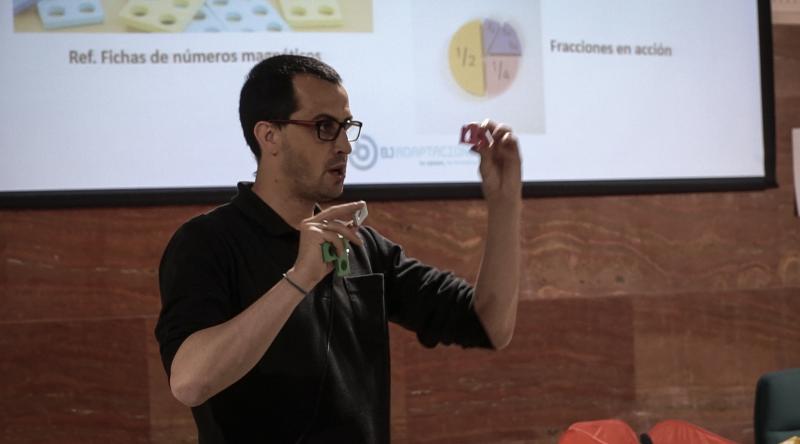 Borja Romero, cofundador de BJ Adaptaciones, durante las jornadas