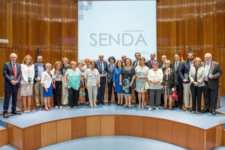 Fotografía de los galardonados en la entrega de los Premios Senda