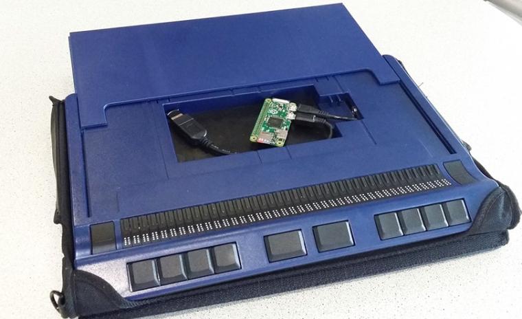 Imagen de la l&iacute;nea braille conectada a una Raspberri Pi Zero