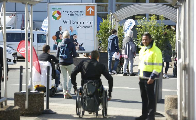 Fotograf&iacute;a de la entrada de la feria Rehacare 2018