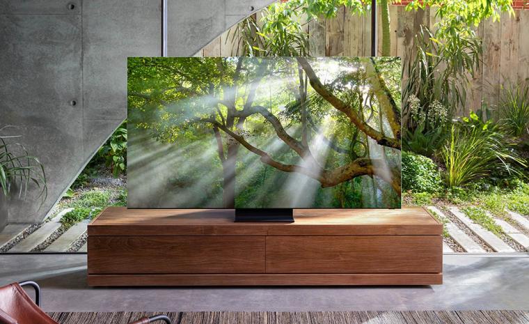 Imagen comercial del televisor Samsung Q950T